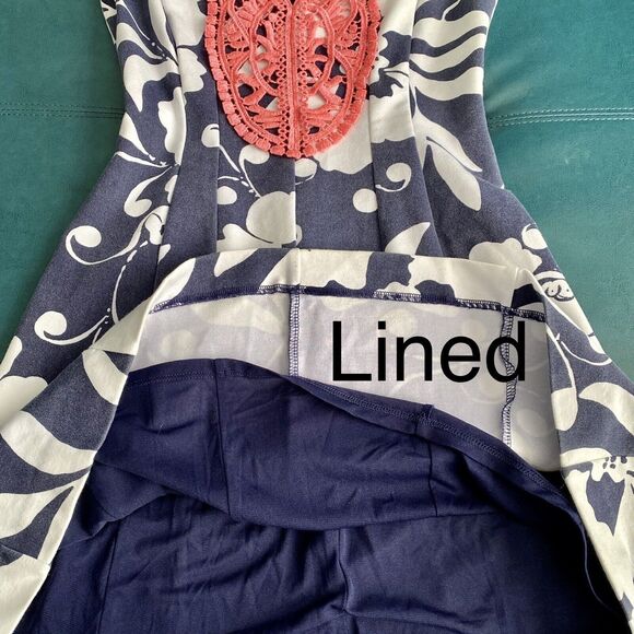 Lilly Pulitzer Briella Fit & FlareCap Sleeve Floral Navy Blue and White Dress XS - Picture 6 of 10